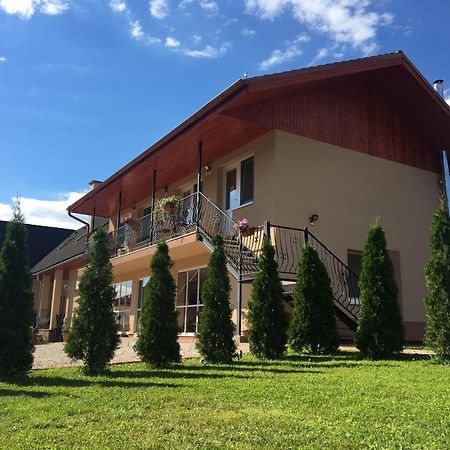 Penzión Bernáth Roznava Exterior foto