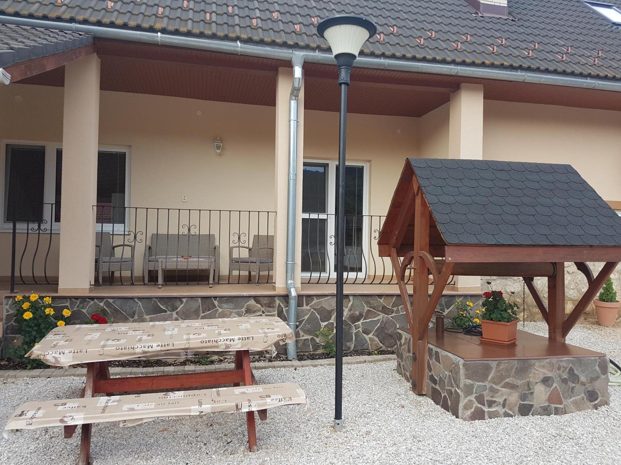 Penzión Bernáth Roznava Exterior foto